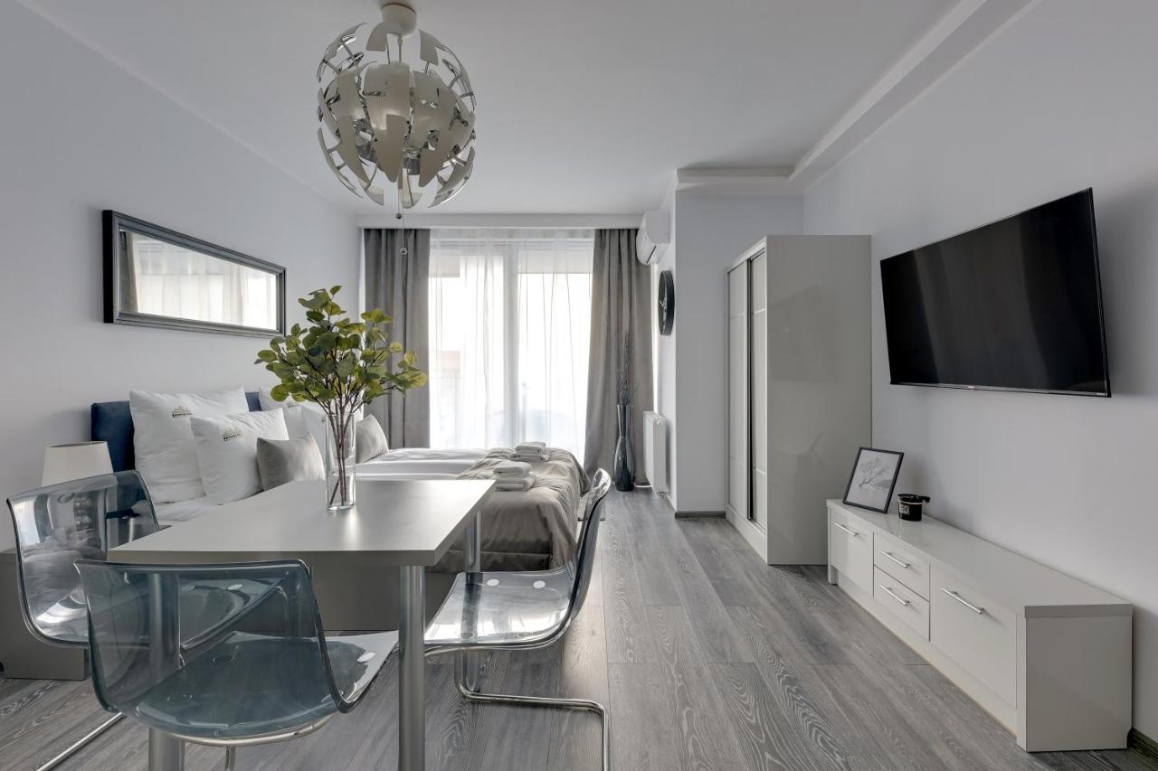 Downtown Apartments Sadova City Center & Parking 格但斯克 外观 照片